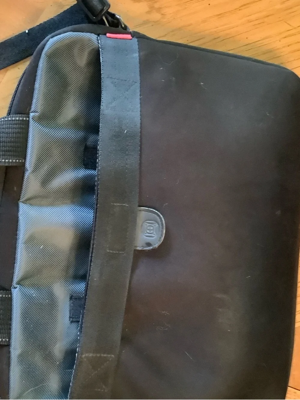 Swissgear Black Men’s Laptop Shoulder strap Messenger Bag